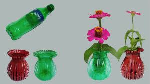 Aqua botol adalah produk air mineral keluaran merek aqua yang sudah terkenal di indonesia. Cara Membuat Vas Bunga Pot Bunga Dari Botol Bekas Youtube