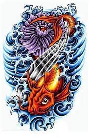 La flor de loto en los muslos queda muy atractiva. Pez Koi Tatto Art Tatuagem Tatoo Carpa