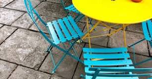 demir-sandalye-ne-ile-boyanır