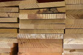 Quelles essences de bois utiliser pour concevoir des meubles ?