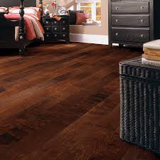 hardwood flooring na floors