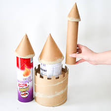 how to make a castle from cardboard