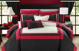 This red bedroom brings the drama with eye popping wall paper that features red flowers. 50 Best Red And Black Bedroom Ideas