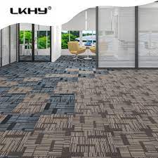 100 polypropylene material carpet tiles