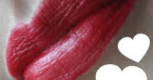 moulin rouge artist lipstick swatch