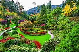 10 Of The Most Beautiful Gardens To