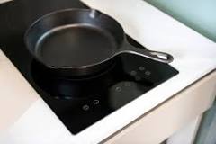 will-cast-iron-scratch-on-induction-cooktop