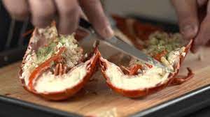 how to prepare a cooked lobster you
