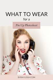 what to wear for your 50s retro shoot