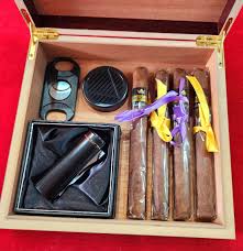 wedding gift cigar set