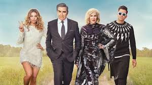 Jodie foster, olivia colman, kevin bacon and others. Schitt S Creek Wins Best Musical Or Comedy Series At Golden Globes 2021 Binge Watch News