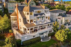 A Queen Anne Mansion In The Heart Of