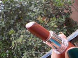 maybelline moisture extreme lipstick