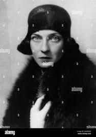 1929 ca : The multimillionnaire heiress MONA HARRISON WILLIAMS ( 1897 -  1983 ). Born Mona Travis Strader in Louisville, Kentucky , in 1917, she  marrie Stock Photo - Alamy