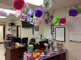 12 office birthday decorations ideas