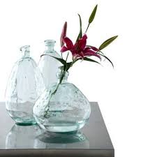 These Unique Clear Glass Vases Would