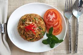 It is very easy to make i grew up on nasi and my mom always bought the seasoning packet from the local dutch shop so i was very happy to find this recipe. Nasi Goreng Kampung Bake With Paws