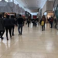 Frequently asked questions about yorkdale shopping centre. Yorkdale Shopping Centre 393 Photos 241 Reviews Shopping Centres 3401 Dufferin Street Toronto On Phone Number Yelp