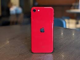 Look red color gives apple a new look and new change in after iphone 5c, try color combination or add a new color. I Am Getting An Iphone Se 2020 What Color Should I Get I Can T Decide It Comes In Black White And Patent Red Quora