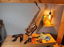 Eb Alto Saxophone Hercules Stand