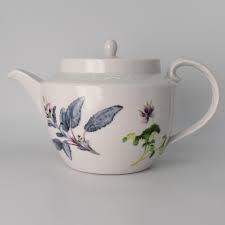 teapot 1 2 l wedgwood chelsea garden