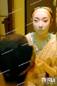 a geisha s traditional makeup doran a