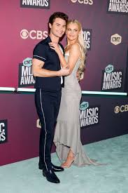 kelsea ballerini and chase ss make