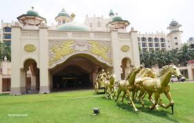 Lambaian desa ramadhan buffet 2020 @ palace of the golden horsese. Isaactan Net Family Weekend Staycation The Queen S Suite Palace Of The Golden Horses