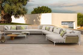 Salinas Xl Sectional Sofa Comp D By