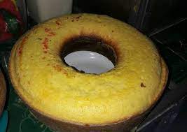 Lihat juga resep cake labu kuning (bolu panggang labu kuning) enak lainnya. Resep Bolu Labu Kuning Panggang Oleh Mama Zahran Cookpad
