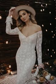 One of the features you'll have to choose as you think about your perfect wedding dress is the length of your train. Meredith Bodycon Wedding Dress Dreamers And Lovers