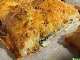 stuffed cheesy bread with spinach