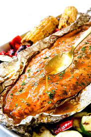 grilled salmon in foil with honey