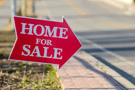With A Recession Looming, Is Now The Time To Sell Your Home?