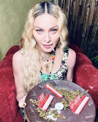 4:58 128 кбит/с 4.3 мб. Madonna Celebrates 62nd Birthday With Plate Of Marijuana And Snacks Mirror Online