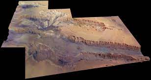 hidden water' in Mars Grand Canyon ...