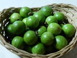 how to make guava jam delishably