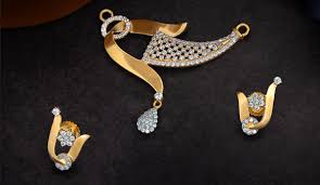 work wear jewellery to suit your attire