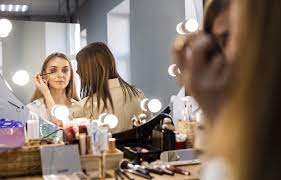 top 10 makeup artist courses in delhi