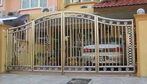 silver ss folding gate for commercial