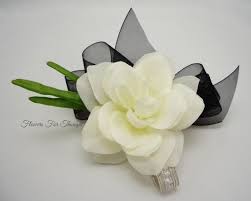 Gardenia Corsage White With Black