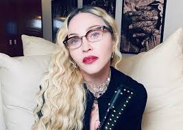 Madonna was inducted into the rock and roll hall of fame in her first year of eligibility. Madonna Maakt Biopic Over Wie Anders Madonna Nouveau