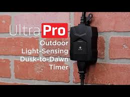 Ultrapro Outdoor Light Sensing Dusk To