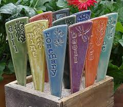 20 Darling Garden Markers To Decorate