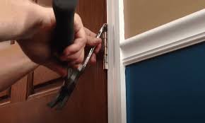 How To Stain A Fiberglass Door Step