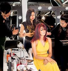 makeup beauty parlour courses in