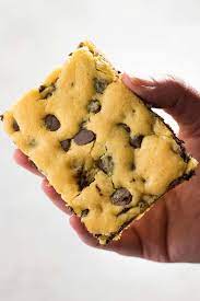 Chocolate Chip Cookie Bars Made With Yellow Cake Mix gambar png