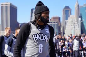Brooklyn nets this design was great with the black uniforms and looks just as nice with the white. New Jersey Nets Brooklyn Debuts Graffiti Jersey At Practice In The Park Netsdaily