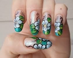 30 Flower Nail Art Designs For Inspiration With Tutorial