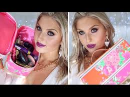 pack with me whats in my makeup bag